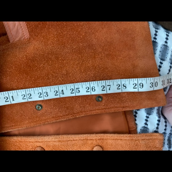 Beautiful burned orange sued and leather vintage Sant Angelo coat. - Picture 5 of 7